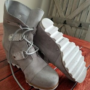 Sorel Shoes - Sorel sz 7 wedge Sorel Shoes - Sorel sz 7 wedge